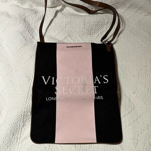 Victoria's Secret Black and Pink Shoulder Bag